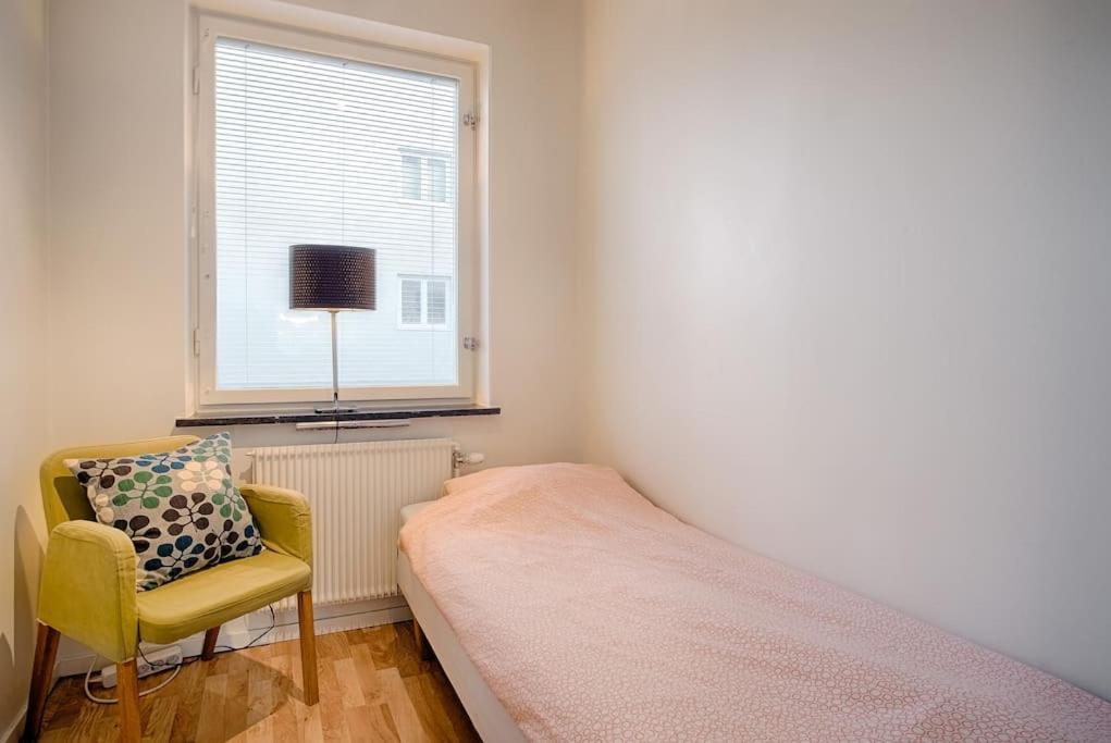 Stockholm Checkin Apartment Alvik Buitenkant foto