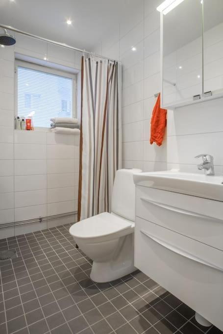 Stockholm Checkin Apartment Alvik Buitenkant foto